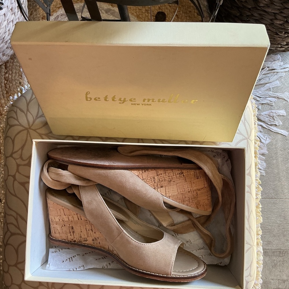 Bettye Muller Beige Suede Wedge Sandals 9